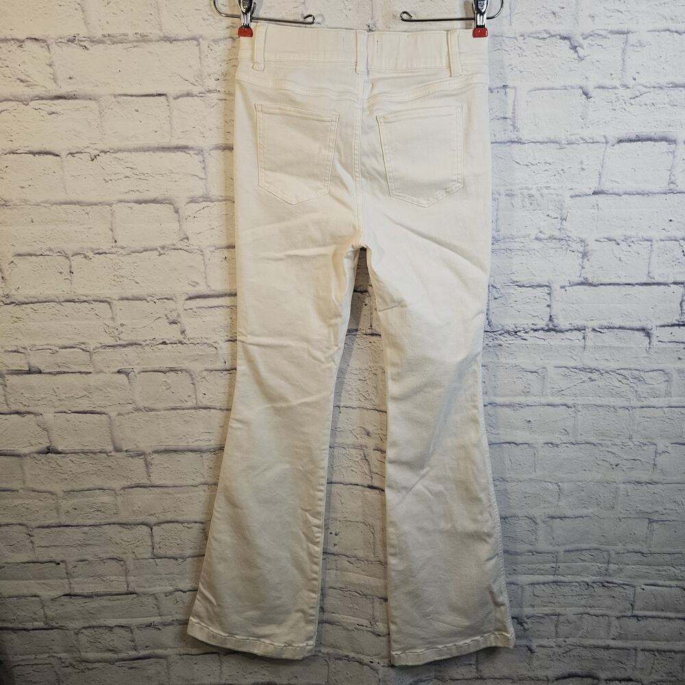 SPANX White Jeans Flare Women’s S Petite 31” Inseam Pull On 20349Q Inner Panel - Picture 3 of 7